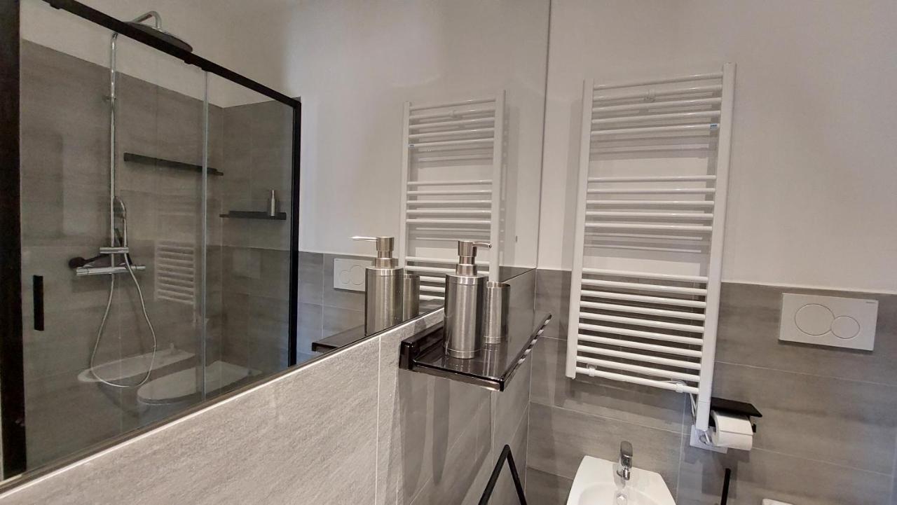 Dimora San Bartolomeo - Design, Panoramic View & Culture Apartamento Roma Exterior foto