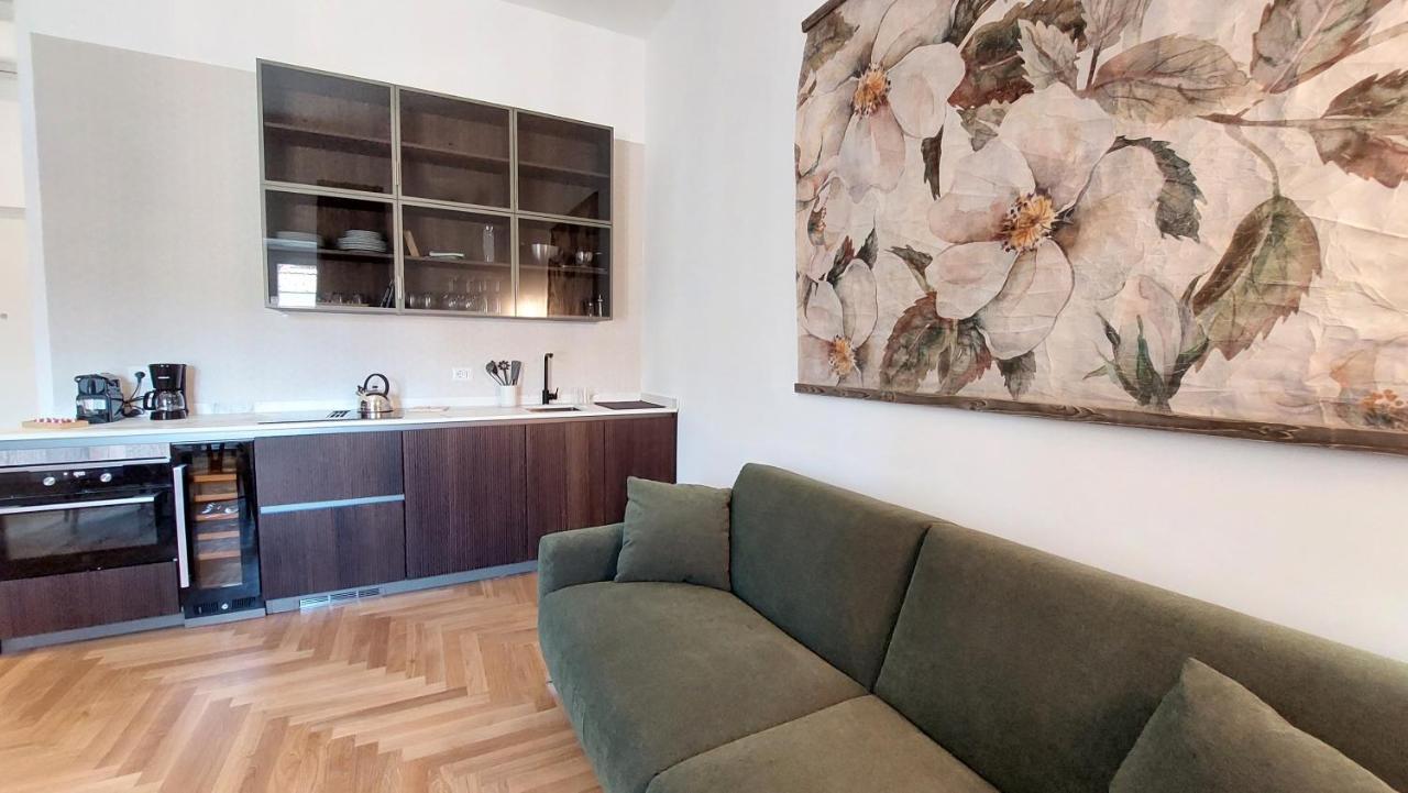 Dimora San Bartolomeo - Design, Panoramic View & Culture Apartamento Roma Exterior foto