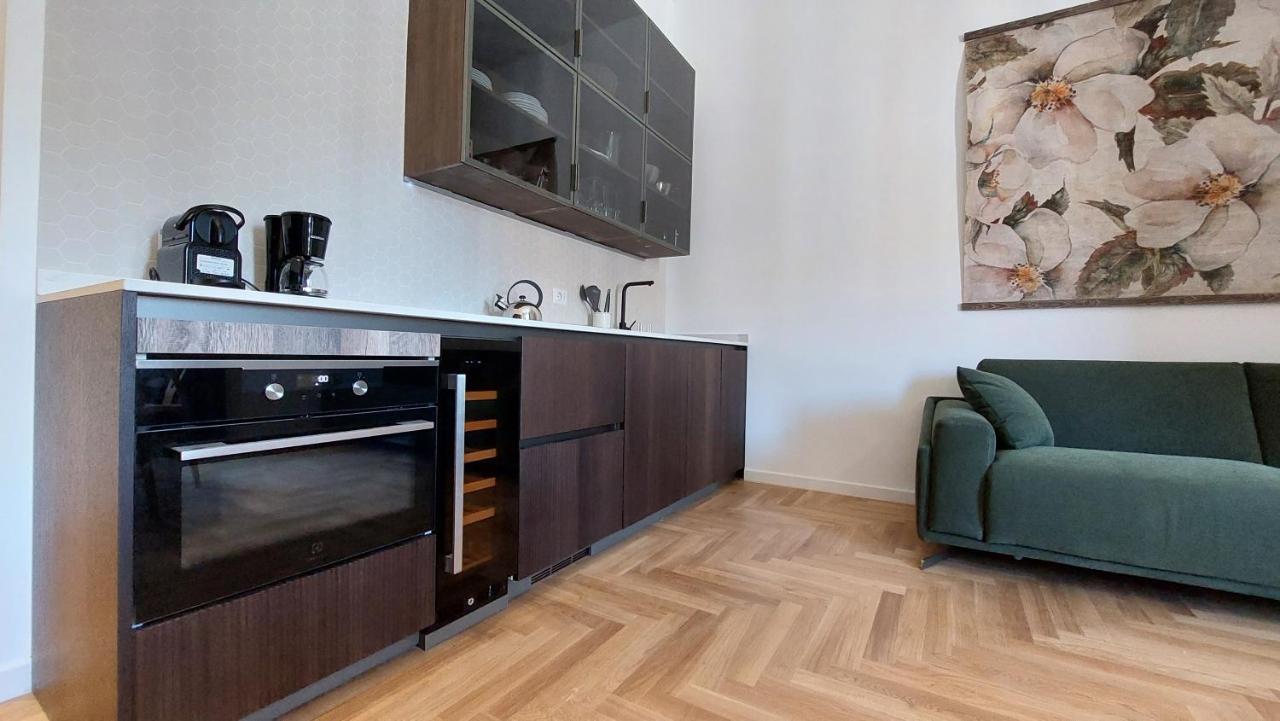 Dimora San Bartolomeo - Design, Panoramic View & Culture Apartamento Roma Exterior foto