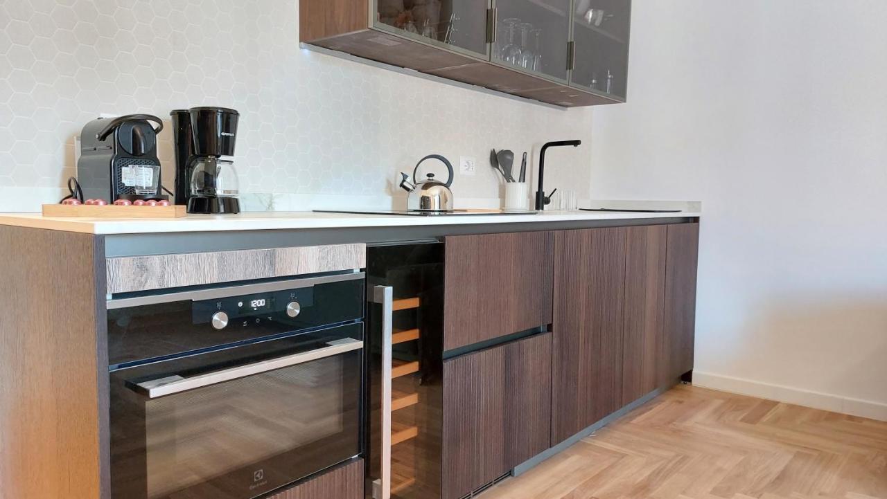 Dimora San Bartolomeo - Design, Panoramic View & Culture Apartamento Roma Exterior foto