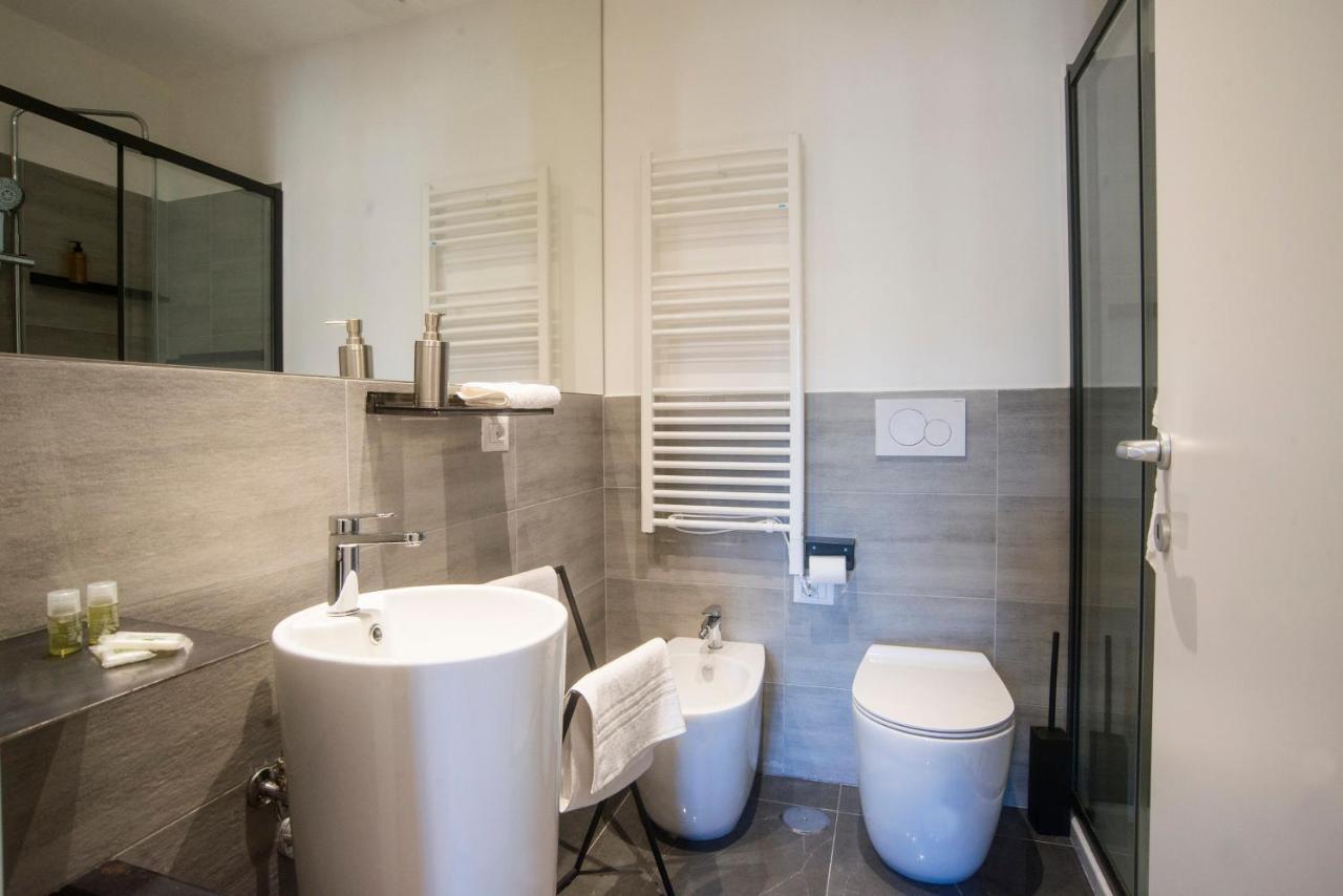 Dimora San Bartolomeo - Design, Panoramic View & Culture Apartamento Roma Exterior foto